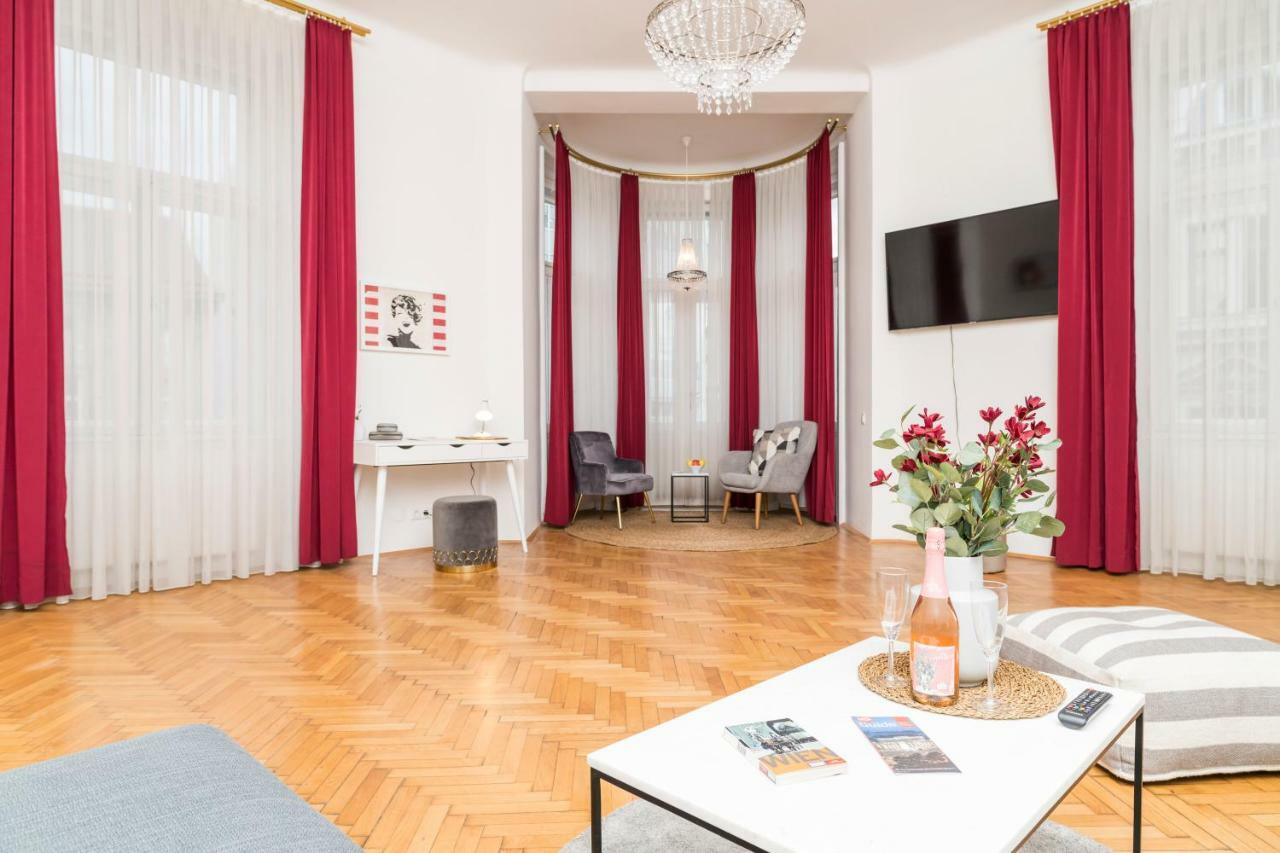 Apartment Rainer Maria Rilke By Ichbucheat *